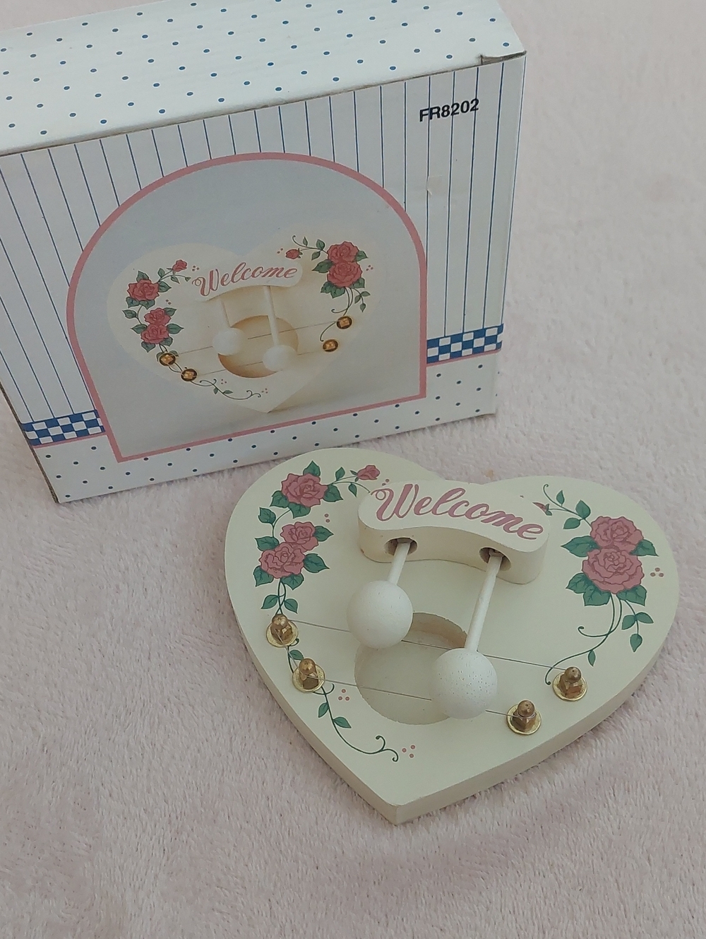 Vintage Heart Shaped "Welcome" Door Chime Harp NIB